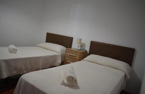 Nonna Beach Apartment Two-Bedroom - Photo 10