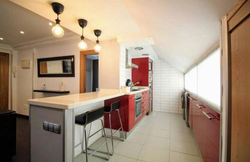 NUEVO 8 minutos ayuntamiento, 10 catedral, WIFI - Foto 6