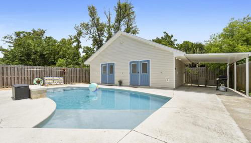 The Splash Pad Sleeps 13 w Pool Patio and Garage - Foto 5