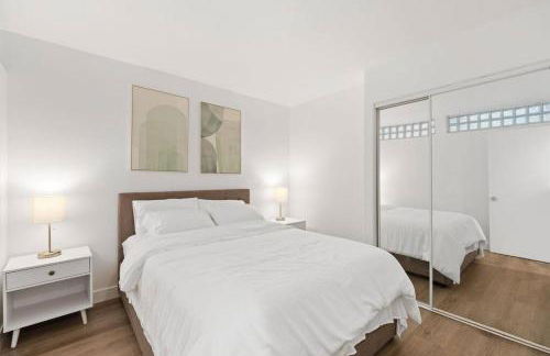 Malibu Beachfront Home with Rock Spa Ocean Views & Huge Deck - Foto 6