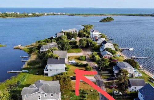 Waterfront Salt Pond House, water view and dock - Foto 5