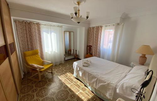 Apartamento de temporada en Cabanyal Vacaciones largas Long Stay desde 11 noches - Photo 2