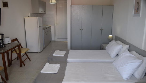 Lefteris Insta-worthy Studio With Garden View - Foto 5, Habitación