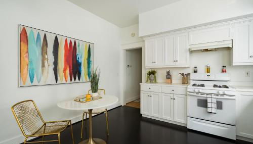 The Art Deco Lounge - 95 WalkScore - Live Music - Foto 5