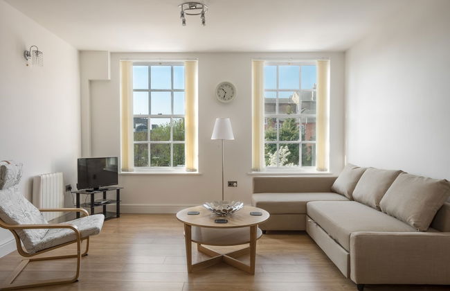 Luxurious 2 Bed Apartment in Central Bedford - Foto 8