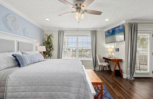 Escape to Sand Dollar Holler: Coastal Retreat, 3 Beds, 2.5 Baths, Sleeps 10! - Foto 147
