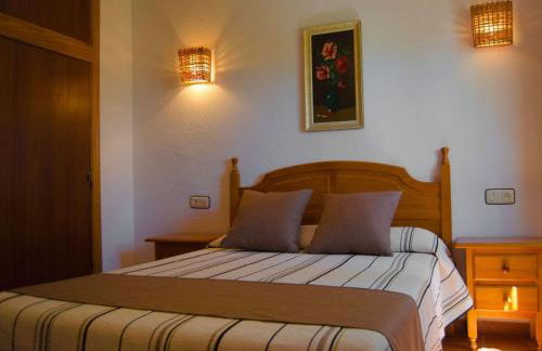 Holiday Home Gemütliches Haus in Anlage mit Schwimmbad in Válor by Interhome - Foto 15