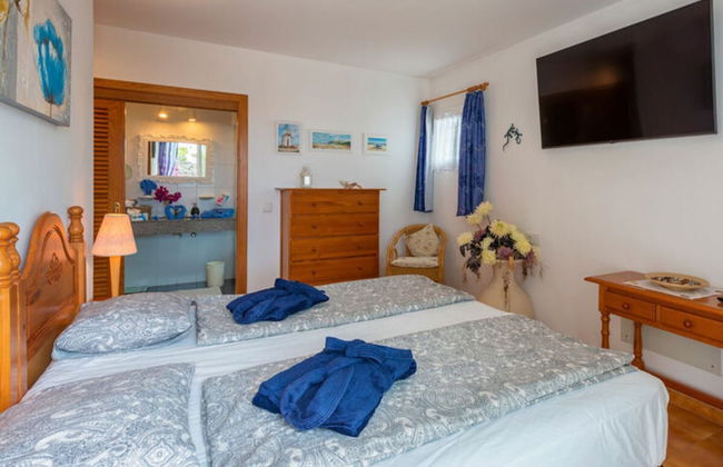 Holiday Home in Playa Blanca - Photo 2