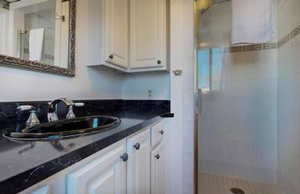 Coastal Escape by Bayley Vacation Rentals - Foto 18