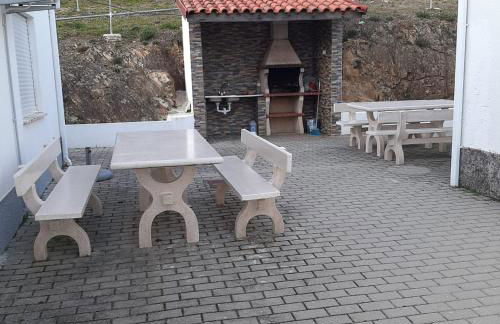 Casas da Escola - "Casa da Professora" - Meãs - Foto 48