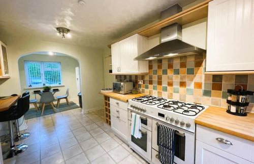 ELY House with FREE private parking - Foto 46