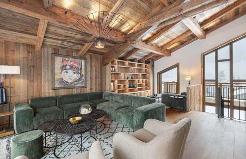 Chalet spacieux à Courchevel avec piscine et sauna - FR-1-568-27 - Foto 1