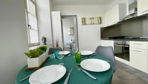 Lumineux et rénové studio en centre ville - Apt9 - Foto 3