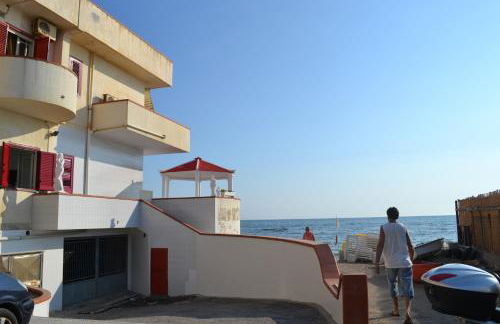 casa vacanze dei navigatori on the sea - Photo 27