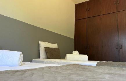 Quarto Elegante - Casa com piscina no Centro - Foto 36