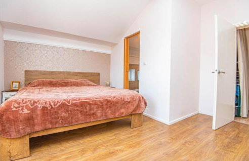 5 Bedroom Lovely Apartment In Raslina - Foto 22