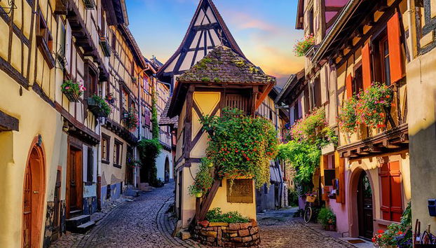 Colmar, Pueblo medieval y castillo Grupo pequeño de Estrasburgo - Foto 2, Pueblo de Eguisheim