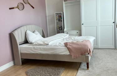 CK Business Apartments 4BR, WLAN, Parking - Foto 1