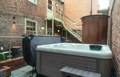 Magistrates Penthouse Suite - Town Centre Apartments with Spa - Foto 38