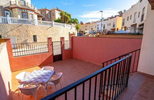 Adosado con vistas al mar desde la piscina con BBQ - Photo 29