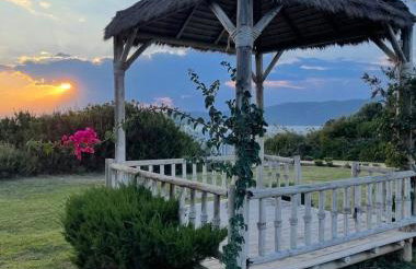 Seaside Villa with Private Football Pitch - Foto 46