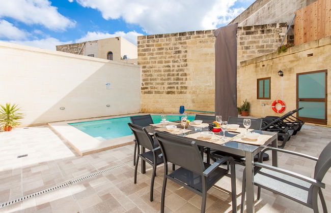 Nadurin Gozitan Villa 7 Bedr 2 Pools - Foto 4