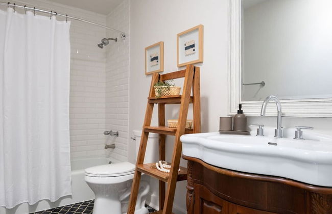 Vistamar Private Waterfront Home Pool - Photo 43