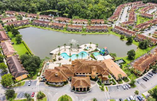 Beautiful 3 Bedroom Villa with Private Hot Tub, 10 mins to Disney! - Foto 42