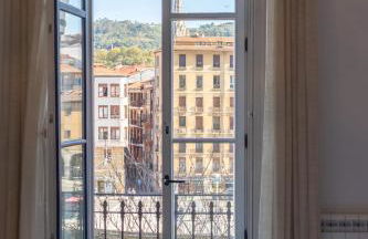 Confort y Diseño con Vistas al Casco Viejo - Foto 8