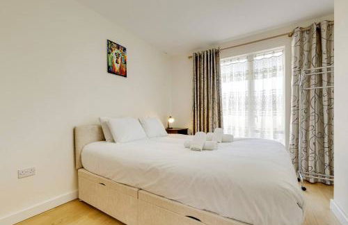 Pass the Keys 53 Austin Drive · Modern Townhouse near Addenbrookes Own Parking - Foto 26