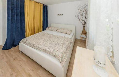1 Bedroom Lovely Home In Bobovisca - Foto 17