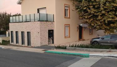 Super studio rez de jardin avec extérieur - Foto 2