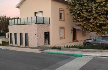 Super studio rez de jardin avec extérieur - Foto 2