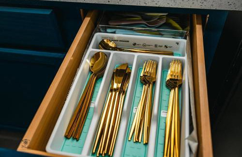 KLIZZ Suites - Photo 78