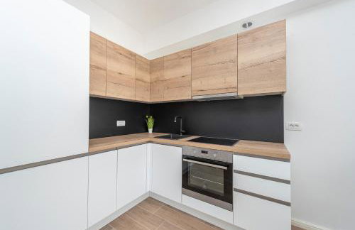 Villa Eni Beachfront apartment with pool - Photo 12