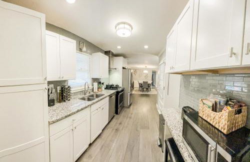 In-Shower Sauna, Fenced Yard w Deck & BBQ Near ATL - Foto 22