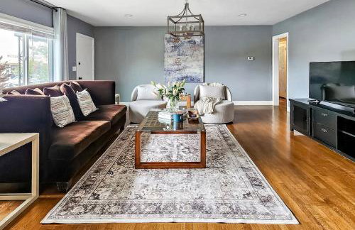 Stylish Hm Near Beach, Restaurants & Parking CC A - Foto 1