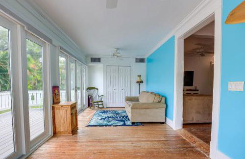 Palm City Home with Pool and Florida Room - Near Golf - Foto 25