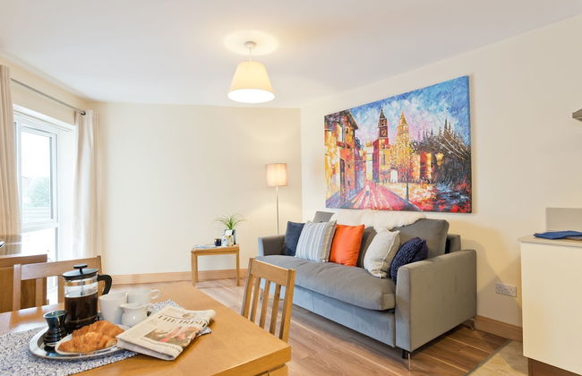 Broc House Suites - Photo 37