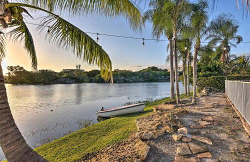 Poolside Paradise with Lake Views in Miramar! - Foto 31