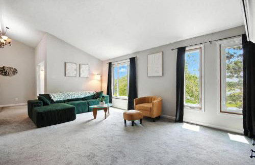 Stylish 2BR Loft Near ISU Hospitals & Downtown - Foto 5