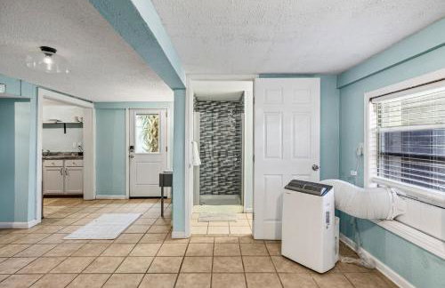 Historic Anchor at M Sleeps 7 Outdoor Shower Mins to Beach & Moody Gardens - Foto 32