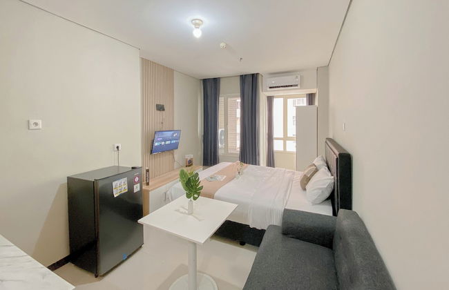 Best Furnished And Homey Studio Nifarro Park Apartment - Foto 3