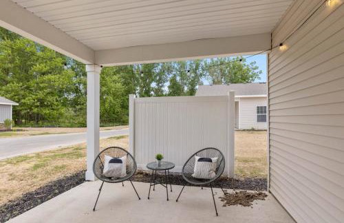 Modern 2BR 2BA New Build Condo with Garage & Patio - Foto 7