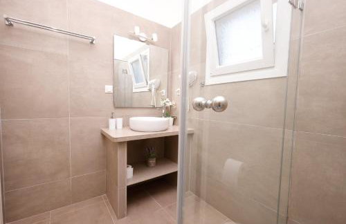 Alisachni Apartments Ground Floor - Photo 15