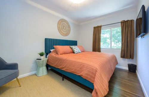 Charming and Cozy 1 Bedroom 1 Bathroom Guest Suite in Silverlake - Foto 38