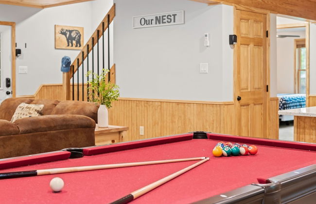 Bluejay Getaway by Avantstay Walk to Lake 7bdr Hot Tub Pool Table - Foto 25