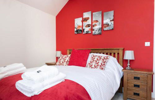 Caer Fedwen Barns Cariad Spacious self catering 3 bed Group Getaway Luxury Cottage with Private Hot Tub - Foto 16
