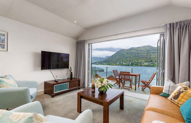 Alpine Village - 2 Bedroom Executive Apartment - Foto 1