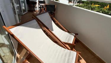 Apartamento con piscina y delante de la playa - Foto 3